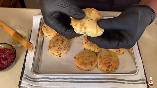 Hip Hop’s Top Chef - Homemade Herb & Cheddar Biscuits
