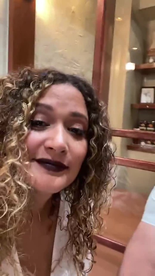 Delicious Cravings - Hosted By Lisa Rodriguez