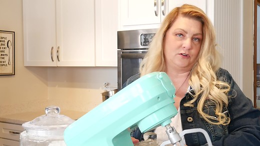 How to Make the HOT MESS cookie-Cooking Crazy Style with Molly B-ep.4