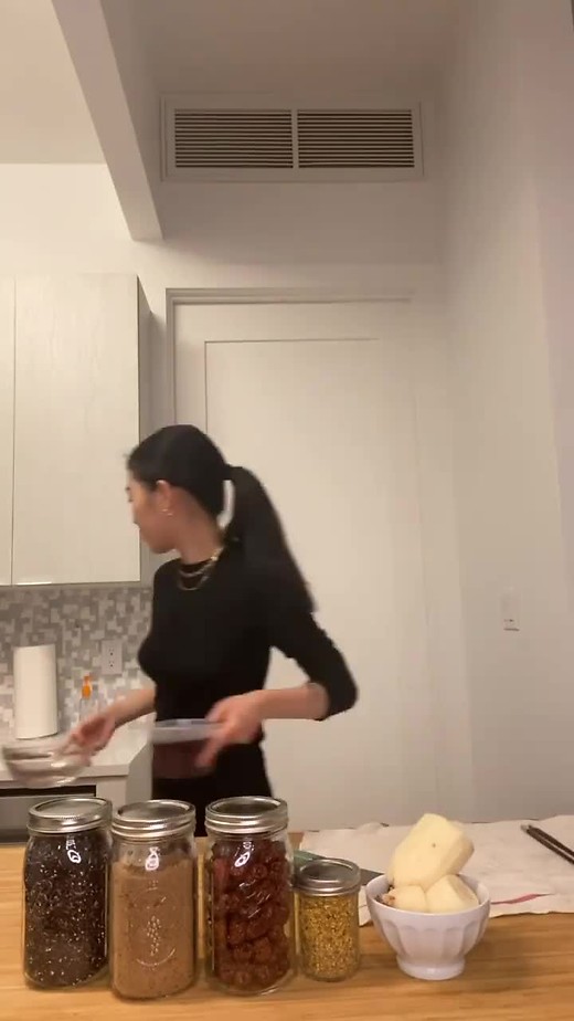 Zoey Gong