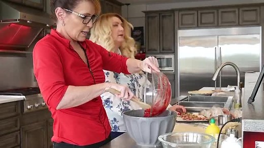 COOKIN CRAZY STYLE WITH MOLLY B  FOODY PROMO