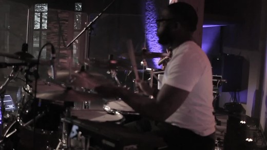 Dengiyefa Akene—Your Love Intro (Worship Music)