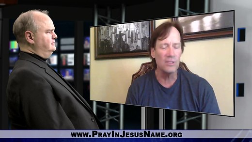 Are The Police To Blame for Unrest In The US? Kevin Sorbo Discuses Bleeding Blue