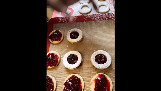 Sweet Little Gems By Jewel - Sandie Sandwich Cookies